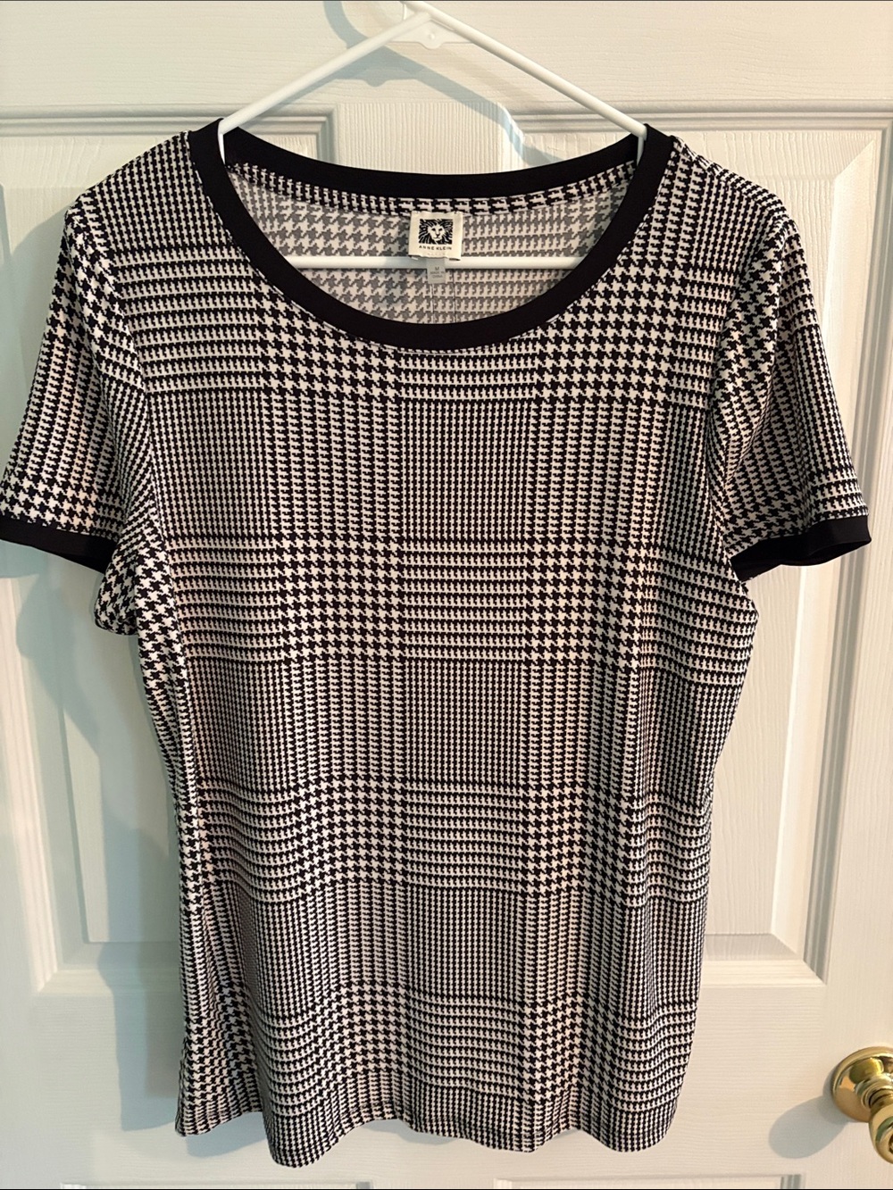 Anne Klein Black and White Houndstooth Short Sleeve Top